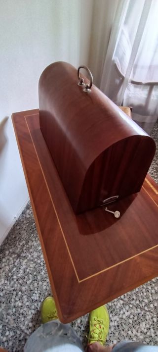 Maquina de coser Alfa