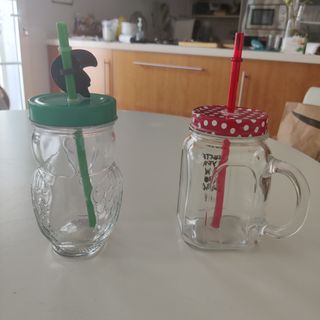 Jarras bebidas veraniegas