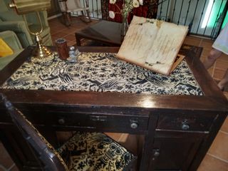 Escritorio antiguo
