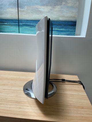 Pantalla de ordenador LG.