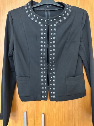 Conjunto vestido con chaqueta negro, talla 40