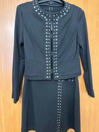 Conjunto vestido con chaqueta negro, talla 40
