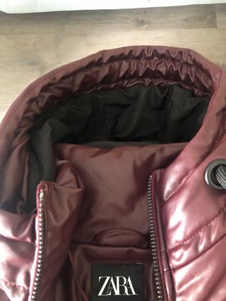 cazadora acolchada tipo cuero zara