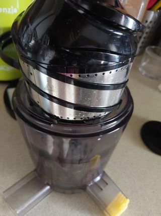 Extractor de zumos Essenzia Green Siquri