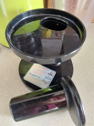 Extractor de zumos Essenzia Green Siquri