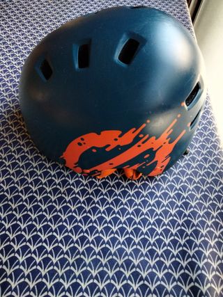 Casco para patinar oxelo