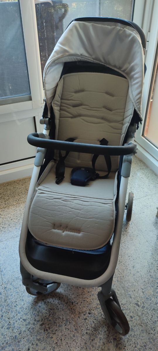 Carro y muchos accesorios