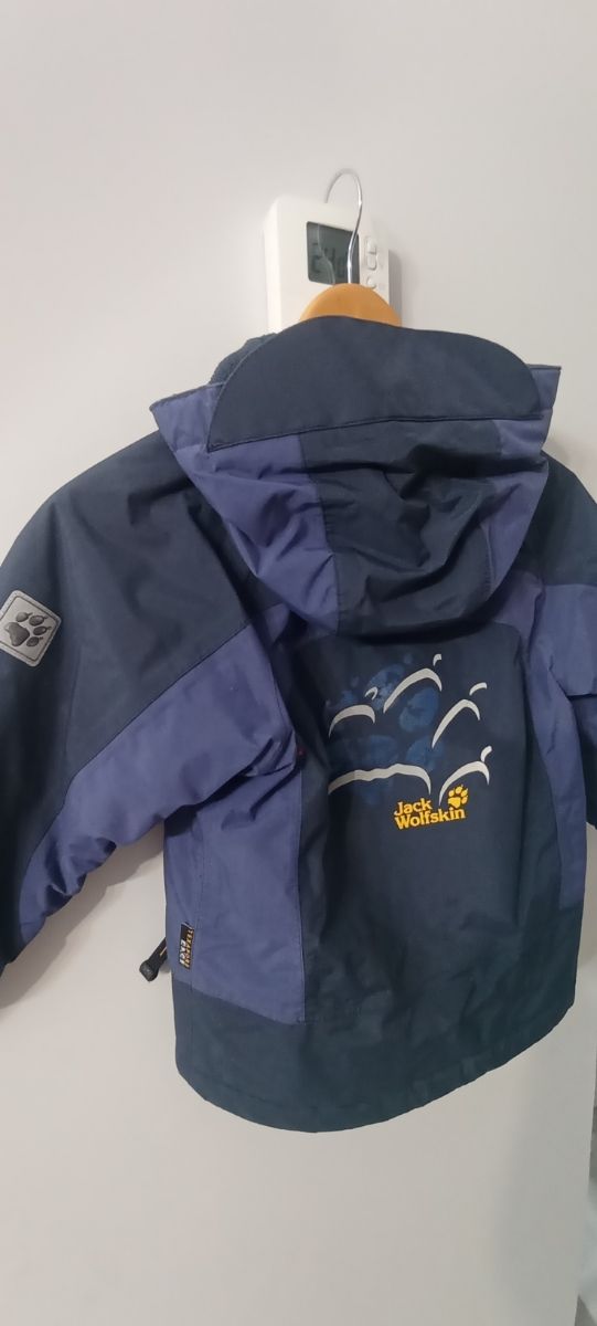 Abrigo JACK WOLFSKIN niño