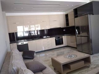 MONTAJE EMSAMBLAJE DE COCINAS MUEBLES Y SUELOS