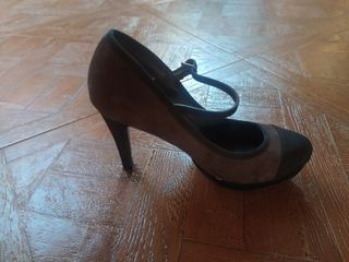 Zapatos tacón alto