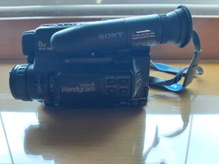 Cámara de vídeo Sony Handycam NP-66H