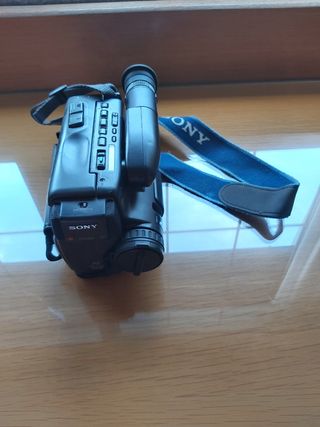Cámara de vídeo Sony Handycam NP-66H