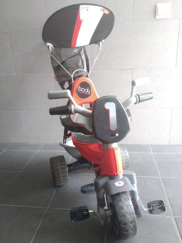 Triciclo evolutivo marca INJUSA