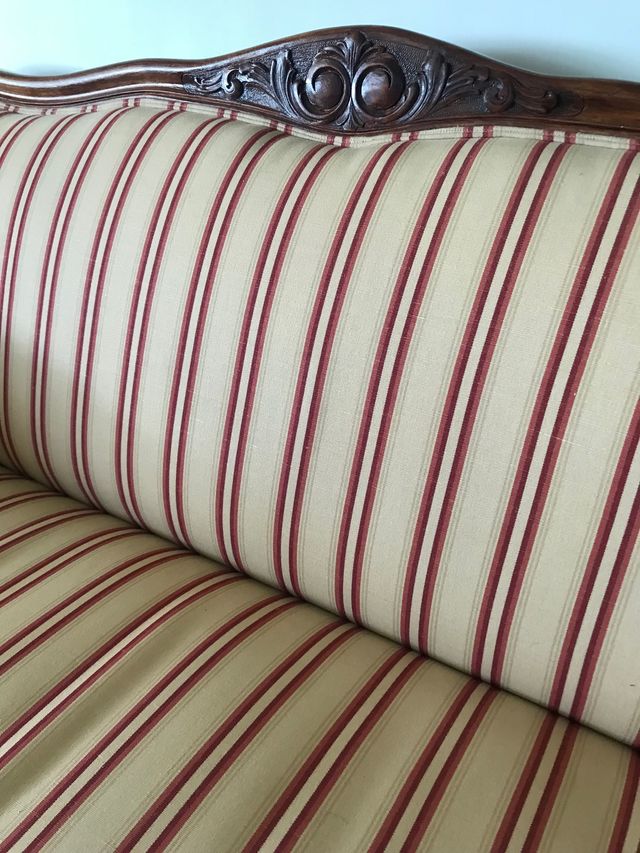 Divano in stile impero