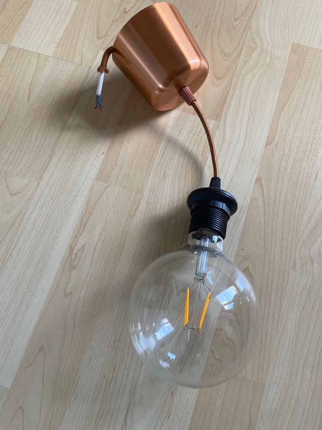 Lampara IKEA bombilla estilo industrial