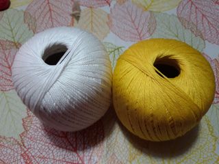 2 gomitoli di cotone per uncinetto