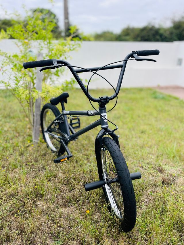 Bicicletta BMX Freestyle