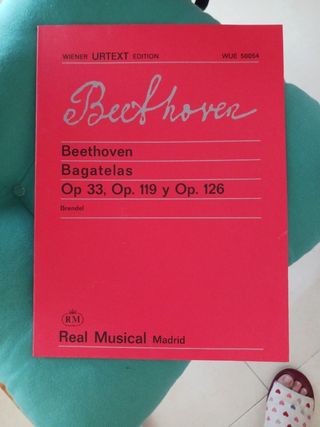 Libro piano