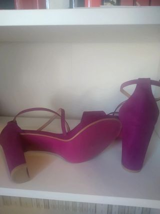 Zapato sandalia cruzada 40 tacón grueso buganvilla