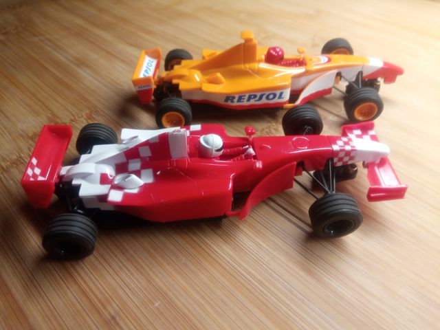 Dos coches para Scalextric