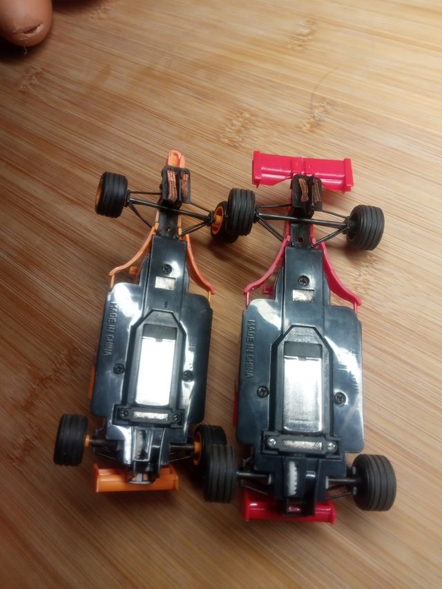 Dos coches para Scalextric