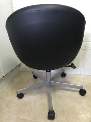 Silla preciosa única Ikea.Ajustable.Como nueva.
