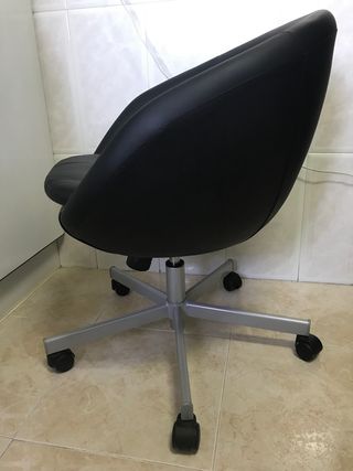 Silla preciosa única Ikea.Ajustable.Como nueva.