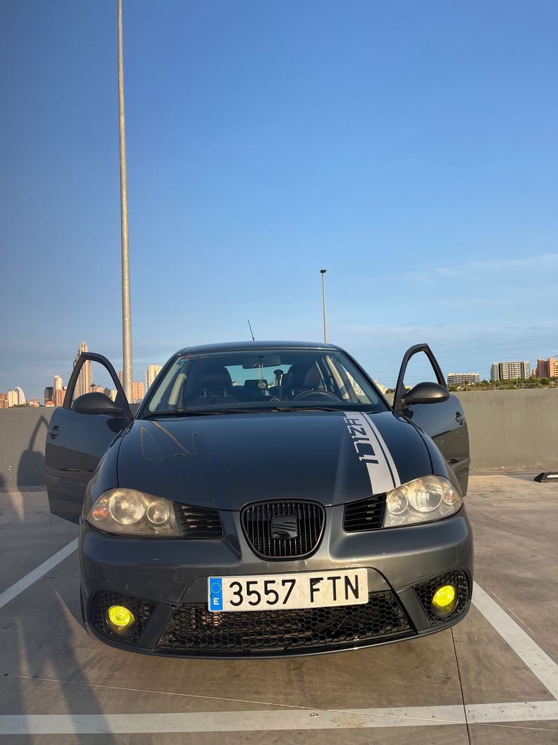 SEAT Ibiza 2007 - foto 1