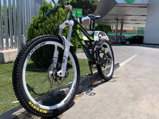 Bicicleta MTB Enduro GT sanction Talla M
