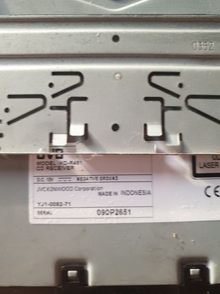 Radio JVC con CD para coche