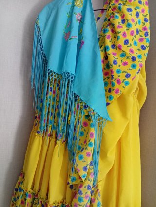 TRAJE DE FLAMENCA NUEVO.