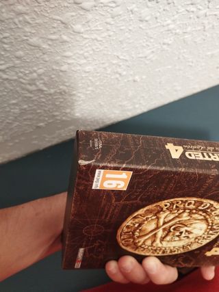 UNCHARTED 4 CAJA COLECCIONISTA PS4