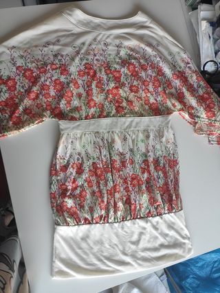 Vestido estilo kimono.