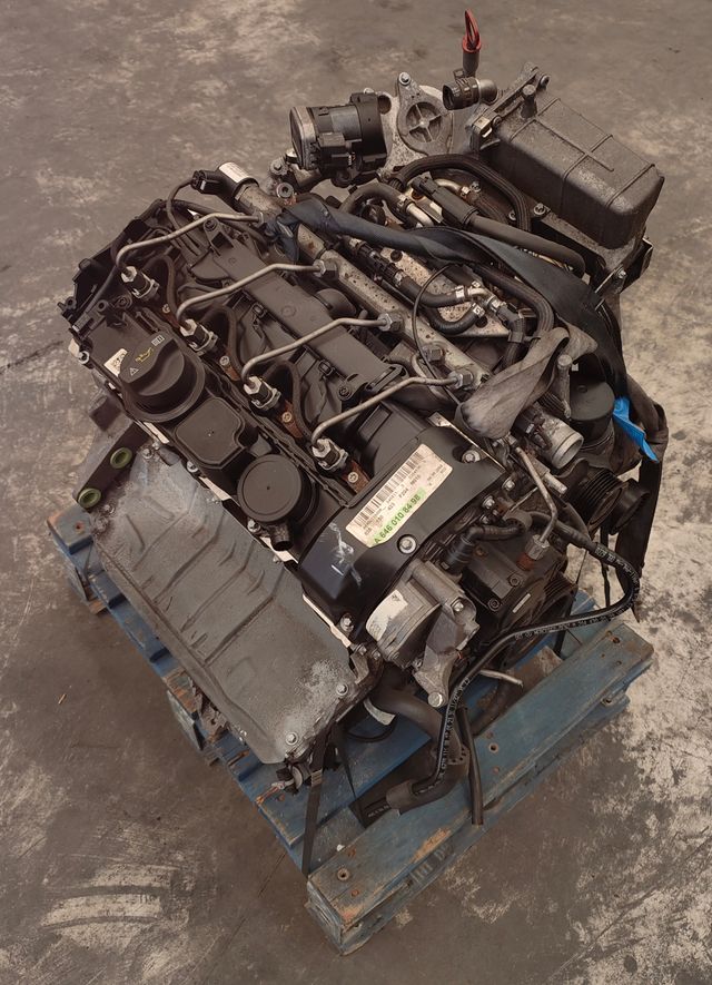 MOTOR MERCEDES W204 646811