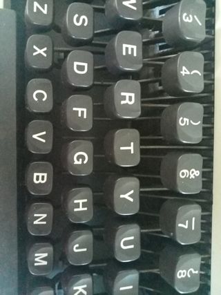 Máquina de escribir antigua