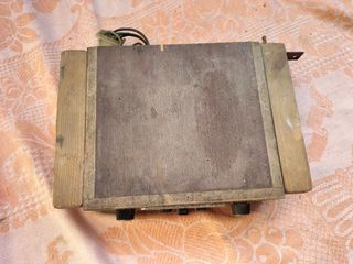 Radio madera antigua