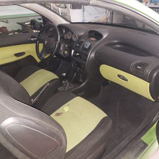 Peugeot 206 2001