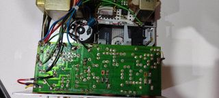 Golden sono amplificador con casetera.