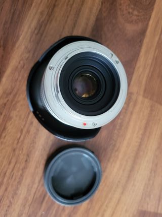 Objetivo Samyang 12mm Sony E