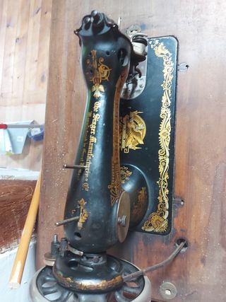 Maquina de coser singer