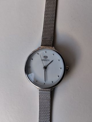 Bonito reloj para mujer.