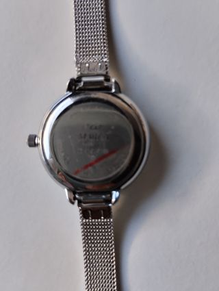 Bonito reloj para mujer.