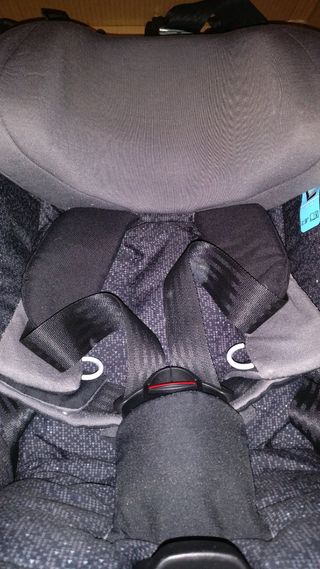 Silla coche Assifix Plus i-Size Bebé Confort