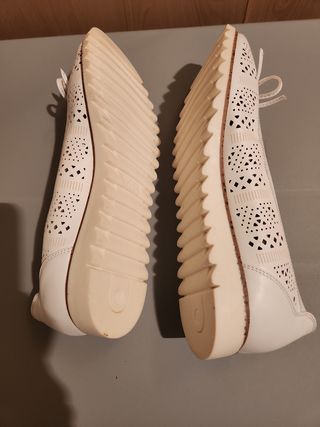 Zapatos blancos Xti, talla 40