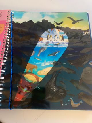 animales del mar con linterna