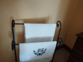 Cama de forja con dosel