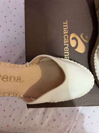 Alpargatas blancas Macarena shoes