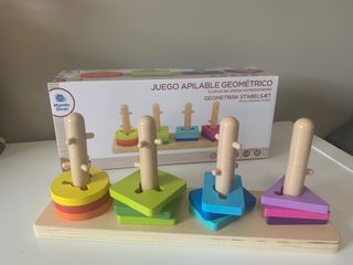 JUEGO APILABLE GEOMETRICO MADERA