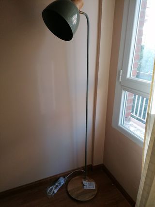 Lampara de pie
