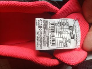 Zapatilla deportiva negra kalenji